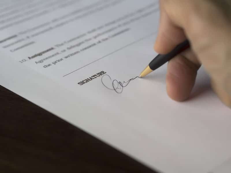 Comment rédiger les articles facultatifs dans les statuts d'une SARL