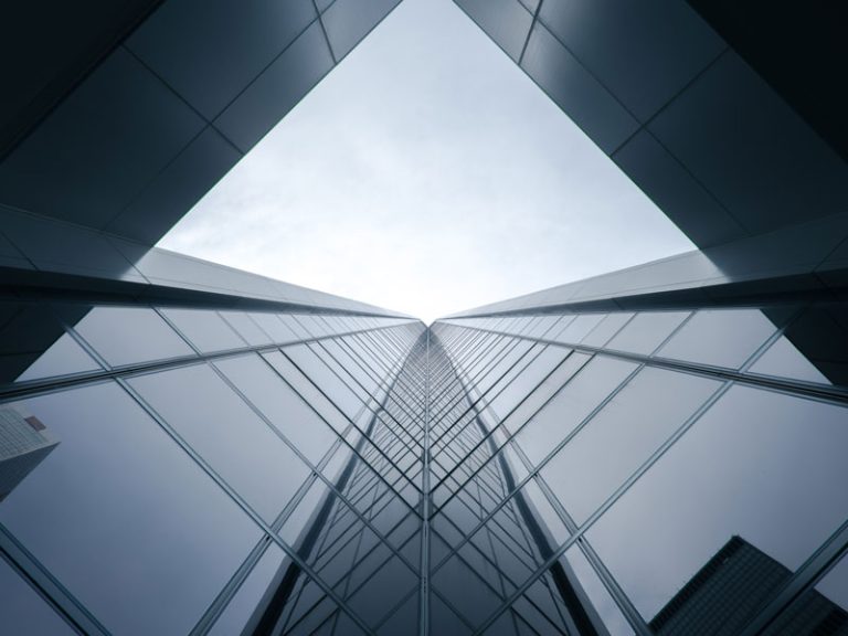 Comment domicilier une SCI dans une société de domiciliation commerciale
