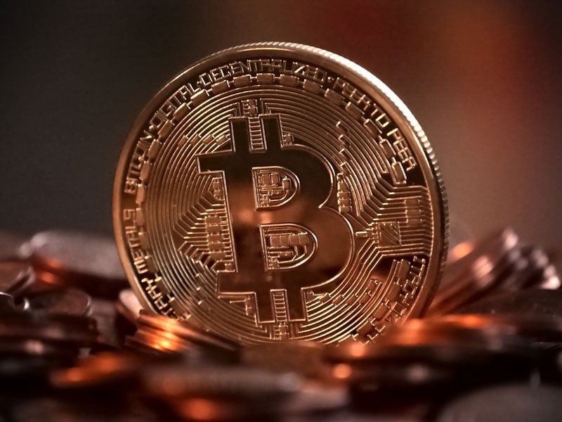Quelles banques en ligne ou néobanques proposent des cryptomonnaies