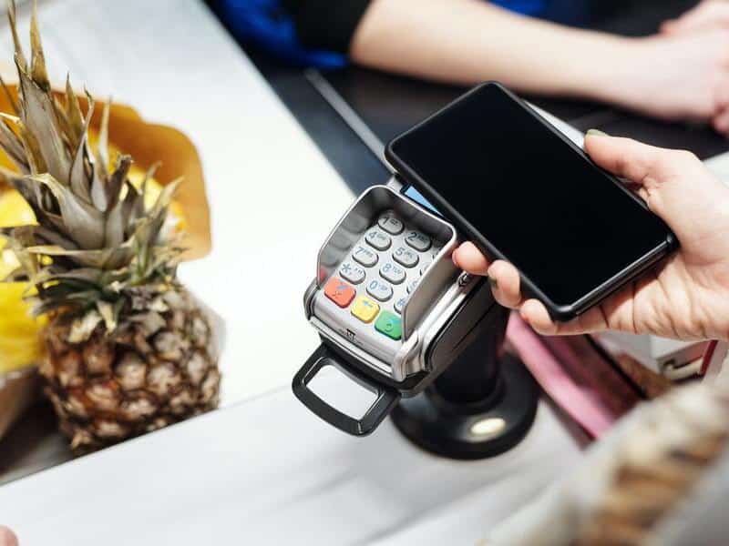 comment-transformer-un-telephone-en-terminal-de-paiement
