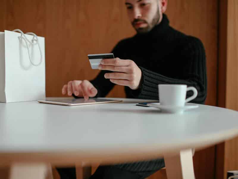 quelle-banque-pro-en-ligne-propose-des-offres-de-parrainage