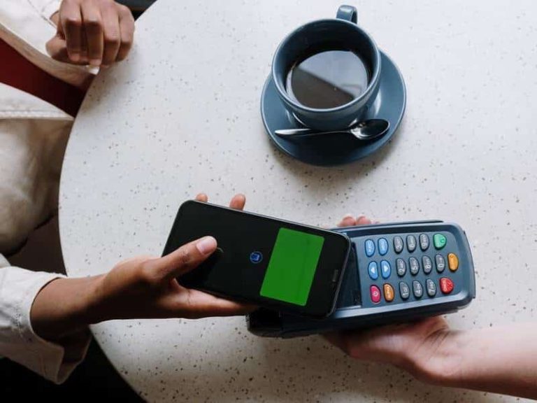 square-tout-savoir-sur-ce-terminal-de-paiement