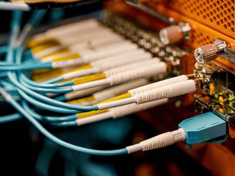 quelle-est-la-meilleurs-offre-fibre-pro (1)